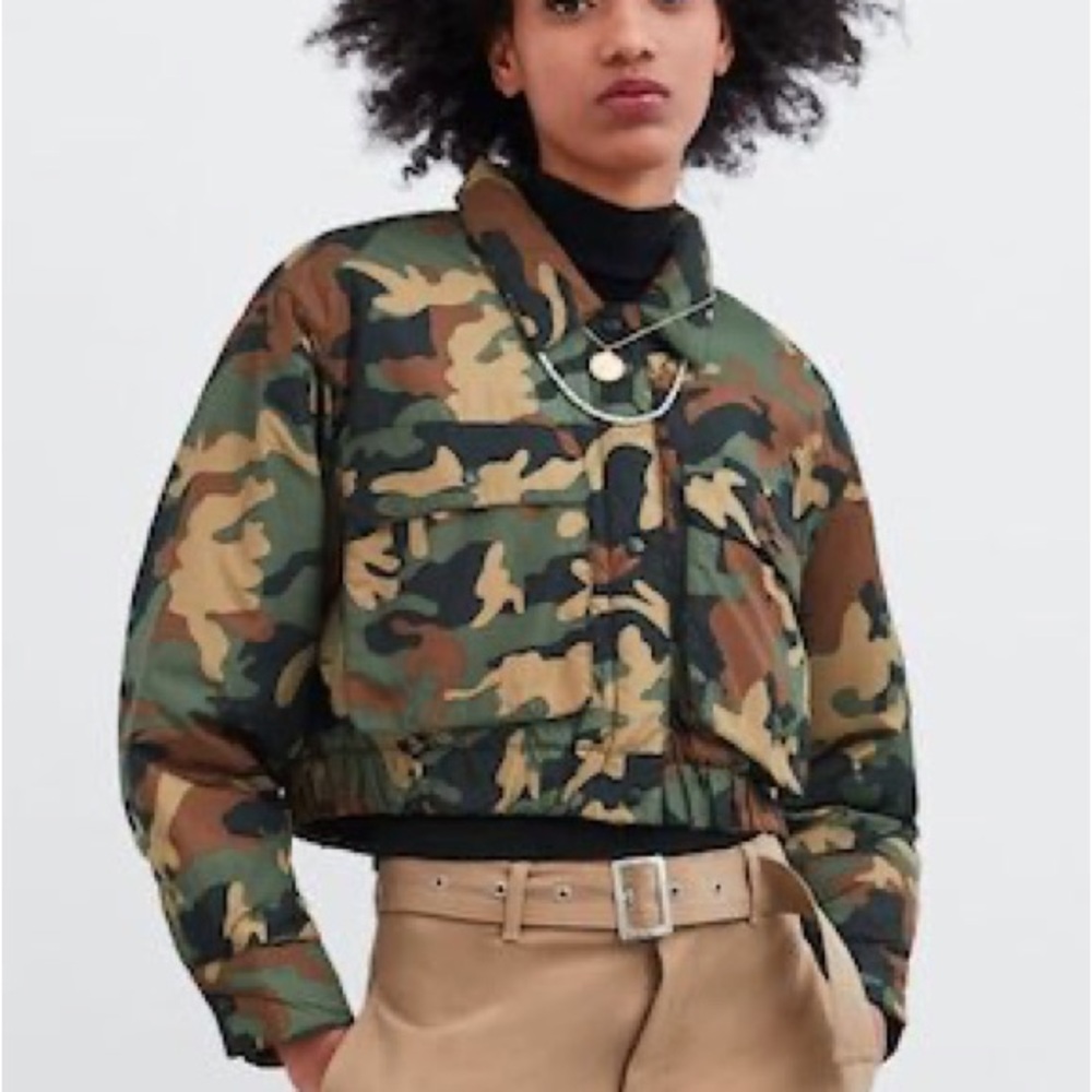 NWT ZARA Camo Cropped Bomber Jacket